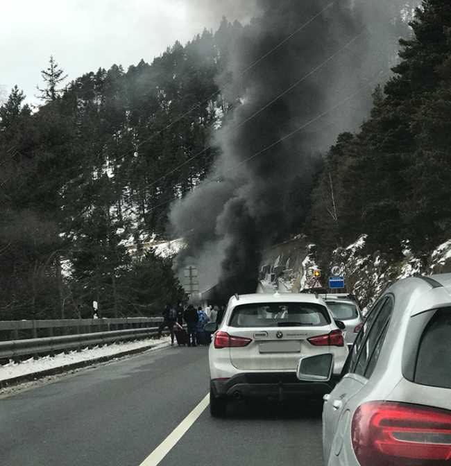 fumo incendio svizzera sempione gen 19