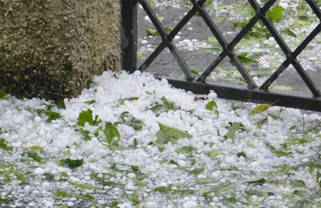 grandine bianca palline