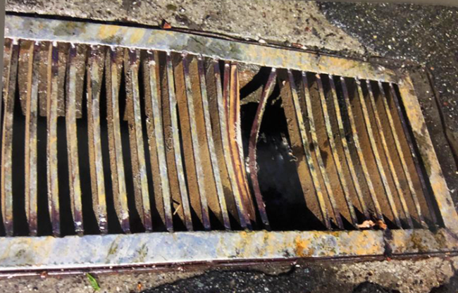 griglia tombino rovinata