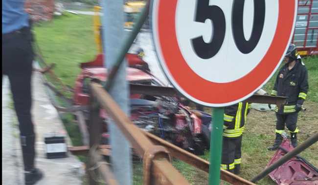 inciente piedimulera auto lug 17