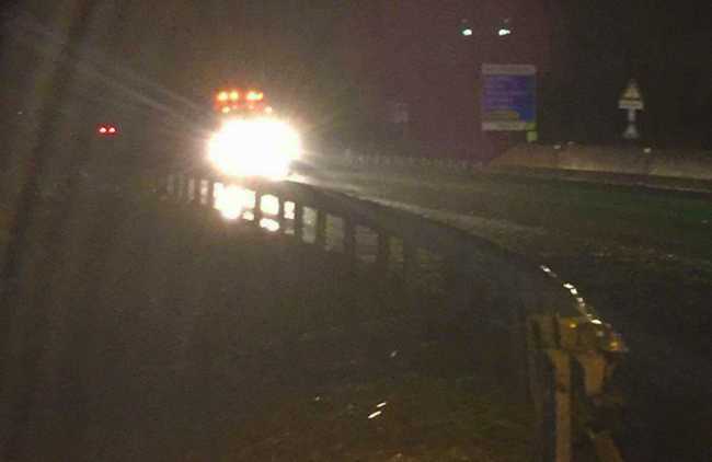 lavori superstrada notte pioggia luci