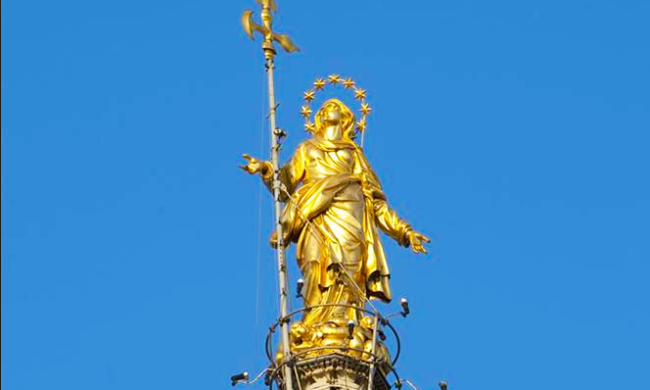 madonna duomo milano