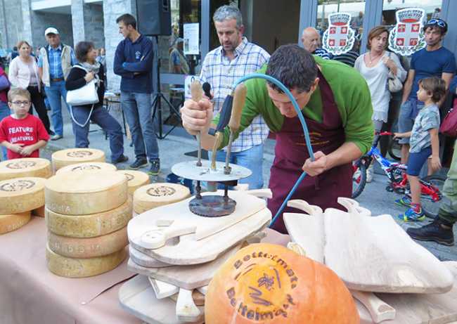 marchiatura crodo formaggio bettelmatt