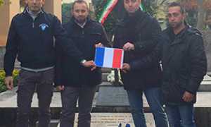 ok.corta fiori basta strage francia