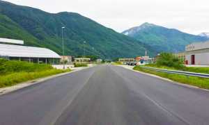 pallanzeno strada asfaltata