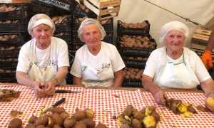 pelapatate sagra patata anziane