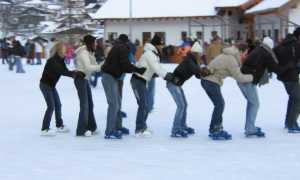 pista pattinaggio antrona trenino 768x576