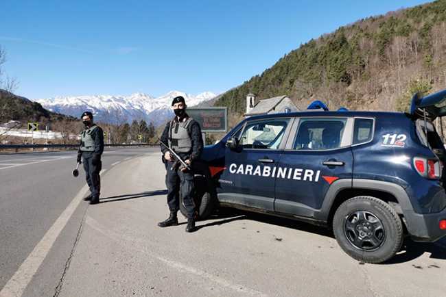 posto blocco giorno mitra montagneFoto Santa Maria Maggiore 3