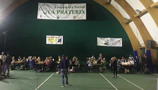 prateria tavoli festa