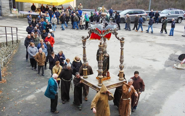 san antonio calasca 18 processione