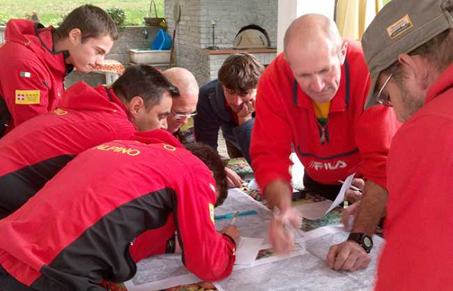 soccorso alpino mappa uomini