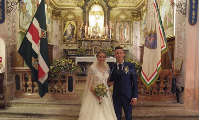 sposi bandiera contrada siena oca