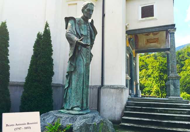 statua rosmini calvario