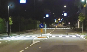 striscie pedonali notte