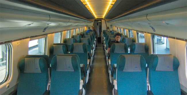 treno interno sedili