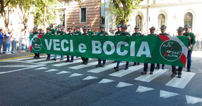 veci bocia alpini striscione
