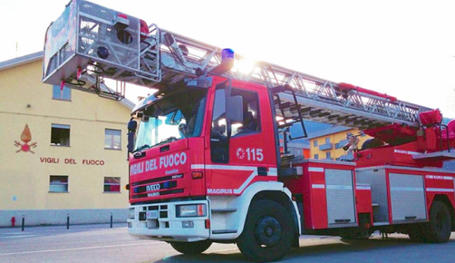 vigili autoscala uscita sede