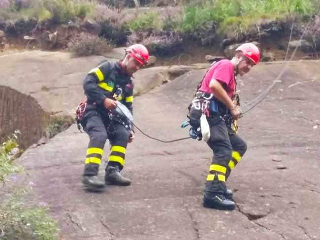 vigili fuoco corda roccia