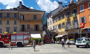 vigili fuoco piazza mercato tegola giu 18