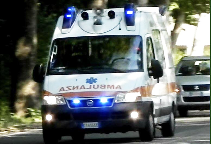 Domese trovato morto in casa