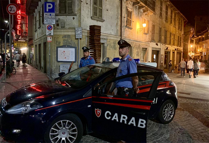 Notti di sballo: denunce e 6 patenti ritirate dai carabinieri 