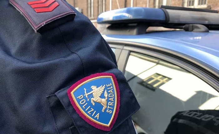 Incidente in superstrada, transito temporaneamente bloccato