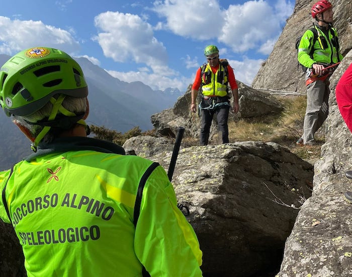 Bloccata su una roccia, escursionista recuperata dal Soccorso alpino 