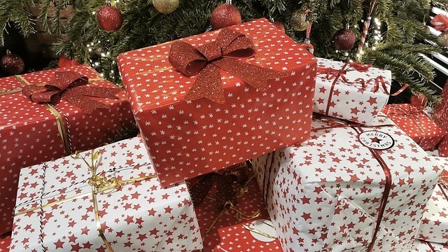 pacchi natale regali