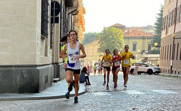 Alessia Pozzi vice campionessa regionale giovanile di corsa su strada