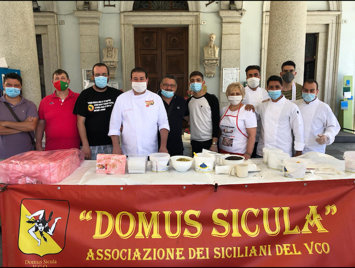 Cannolo solidale: raccolti a Domo 1800 euro, trasformati in buoni spesa per famiglie in difficoltà 