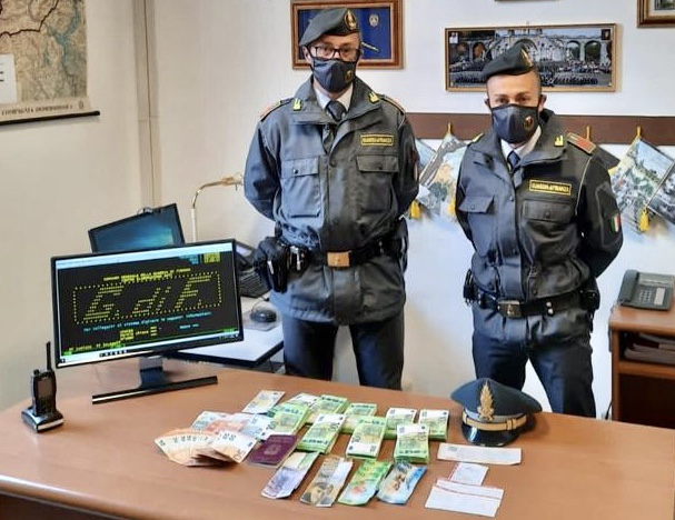 foto sequestro Valuta Domodossola 29 10 20