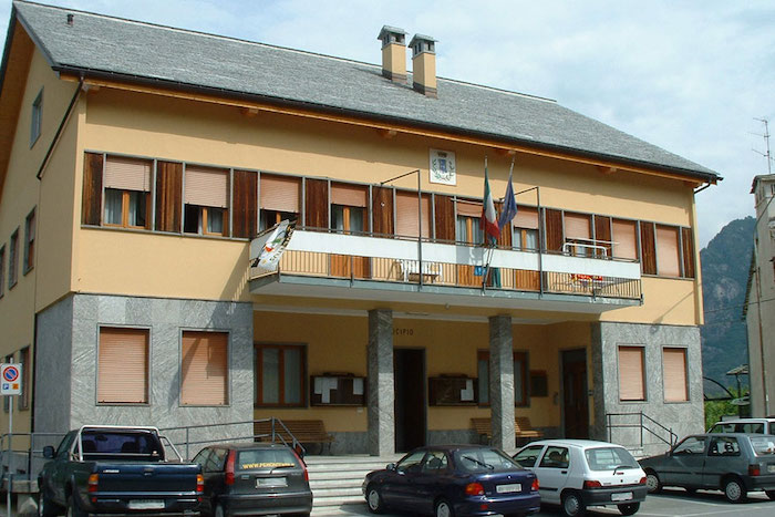 Montecrestese piange l'ex sindaco Giorgio Rossi, per un ventennio tra i banchi del consiglio comunale