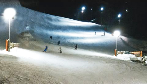 domobianca sci notte