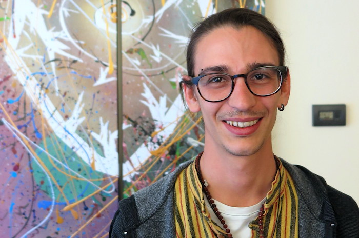 Lorenzo Vecchietti presenta la sua prima opera letteraria al Caffè Rosmini