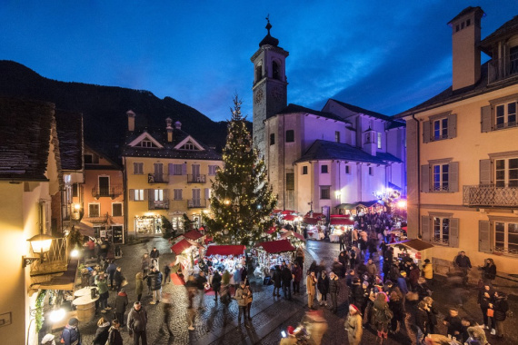 153 santa mercatini natale 2019 2392 lr 2