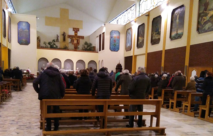 Via i frati dalla Cappuccina. Una sola parrocchia a Domo, fedeli in rivolta