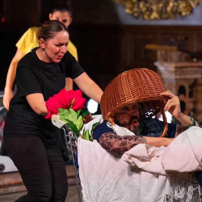 L'attualità di Shakespeare: a Malesco in scena "Le allegre comari di Windsor" 