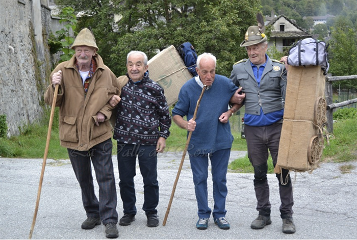 Sfrusitt e canaritt: ex-spalloni e finanzieri ricordano gli anni della bricolla.Foto