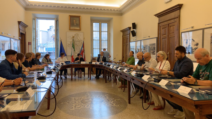Strada per Monteossolano in Consiglio comunale. Fine lavori entro metà luglio