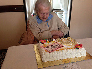 corta centenaria carmela fasola