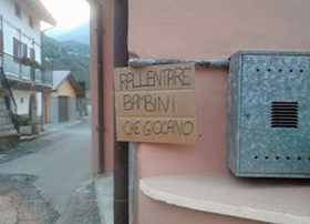 cartello rallentare bambini
