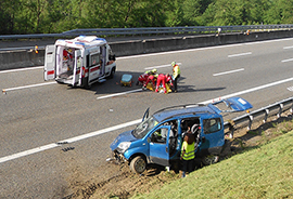 L'autista del bus nega ogni addebito, e spiega la dinamica dell'incidente. Ecco le foto