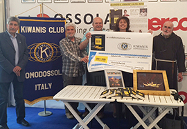 Premiati i vincitori del concorso legato al libro giallo con le ricette di Canavacciuolo e Valbuzzi. Video