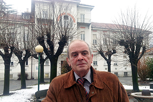 corto gallo facciata ospedale