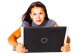 b internet veloce pc ragazza