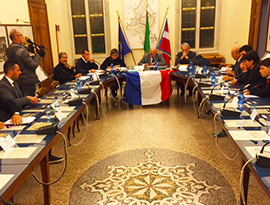 corta consiglio domo aula