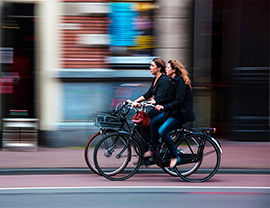 b biciclette ragazze