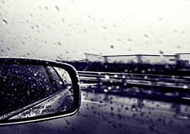 b pioggia vetro auto