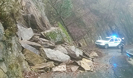 b maltempo carreggiata isolati