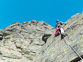 b alpinismo scalata parete fizzi